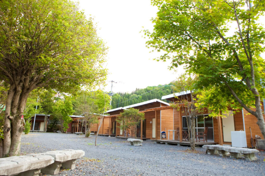 稲積白山川キャンプ村